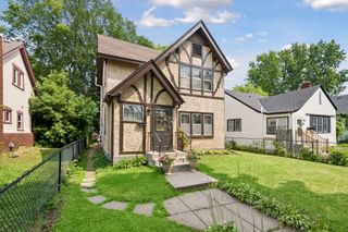1418 Queen Avenue N, Minneapolis, MN 55411