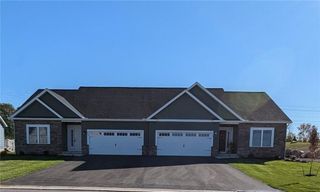 5850 Monarch Drive, Farmington, NY 14425