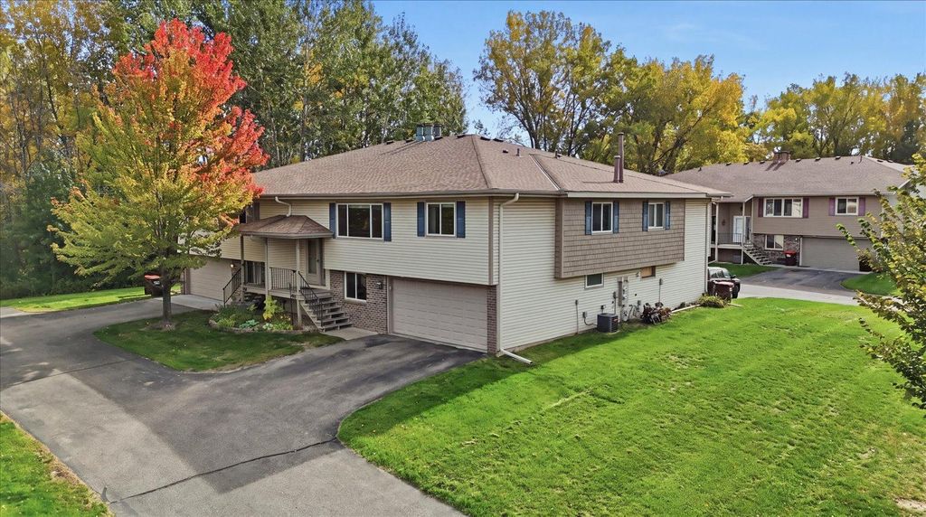 6838 Sandlewood Road, Woodbury, MN 55125 — exterior