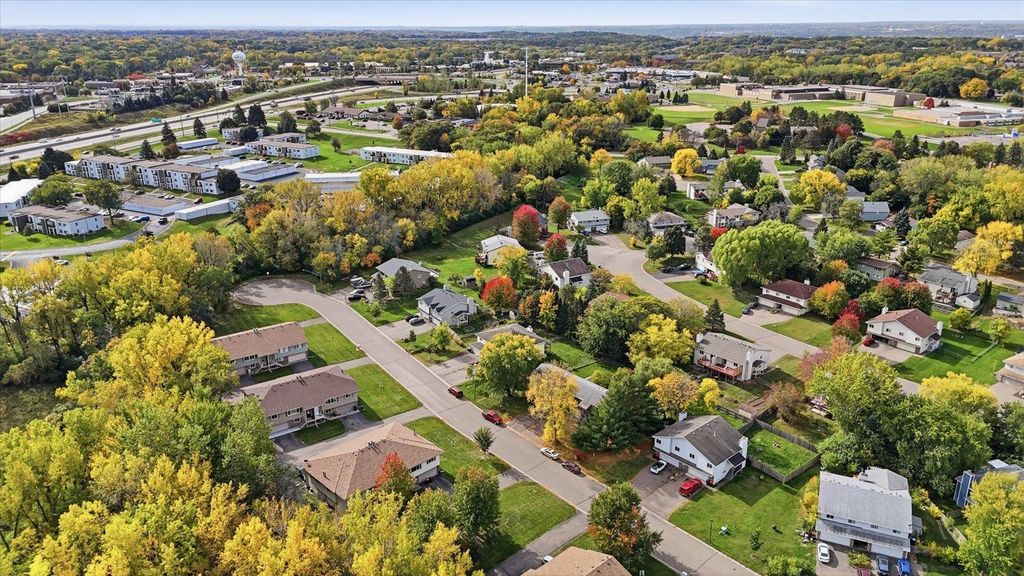 6838 Sandlewood Road, Woodbury, MN 55125 — photo 5
