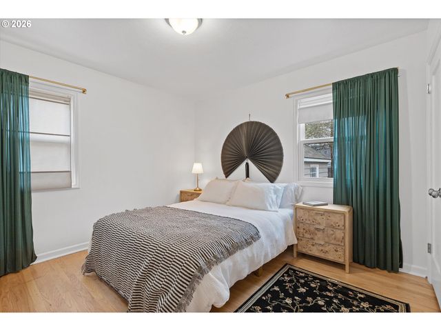 4773 N YALE St, Portland, OR 97203