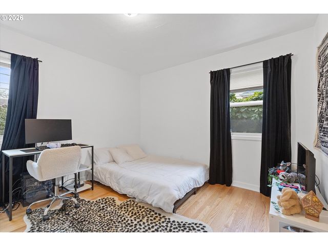 4773 N YALE St, Portland, OR 97203