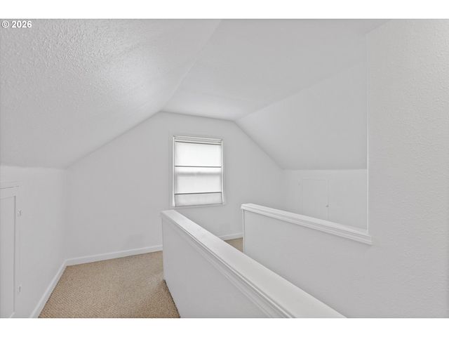 4773 N YALE St, Portland, OR 97203