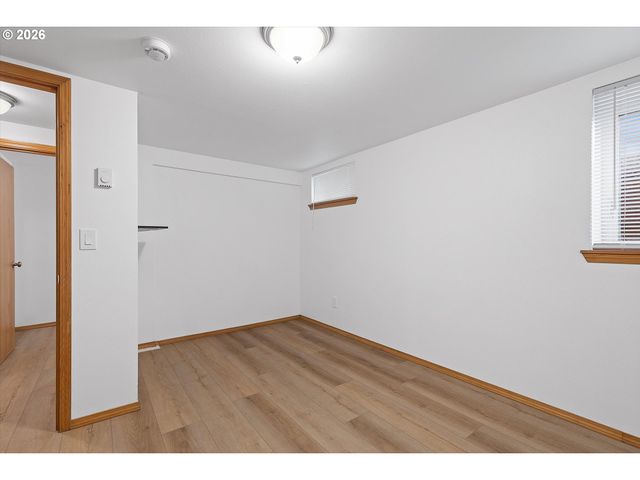 4773 N YALE St, Portland, OR 97203