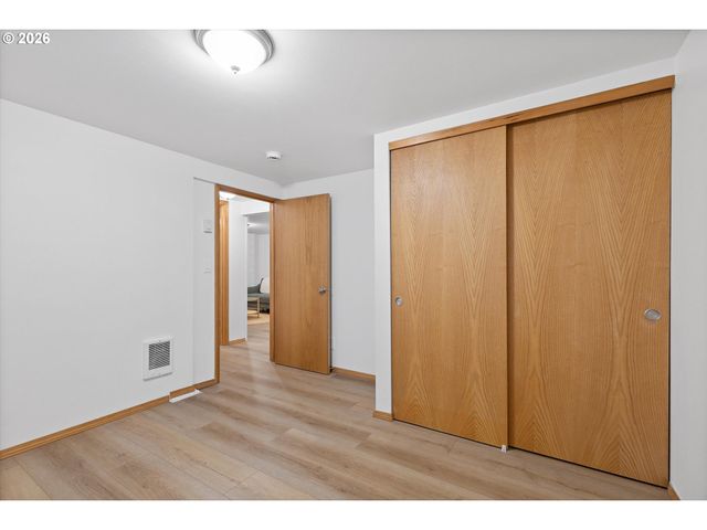 4773 N YALE St, Portland, OR 97203