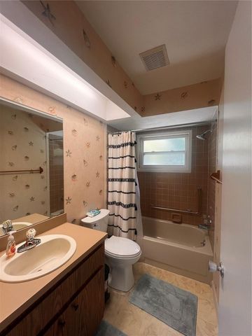 1176 W BUTTONBUSH DR, Beverly Hills, FL 34465