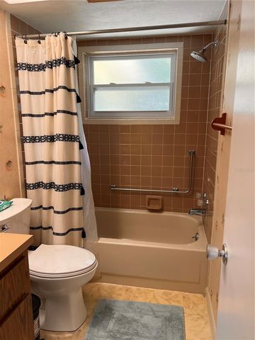 1176 W BUTTONBUSH DR, Beverly Hills, FL 34465