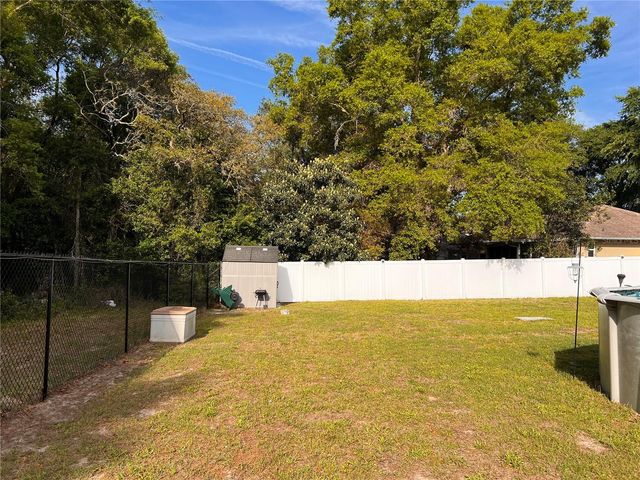 1176 W BUTTONBUSH DR, Beverly Hills, FL 34465
