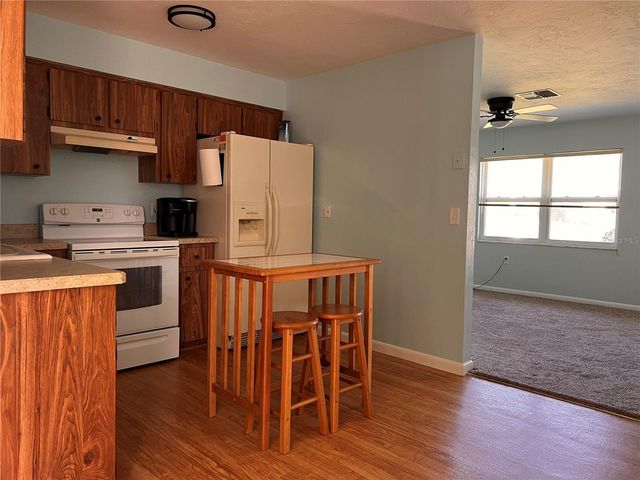 1176 W BUTTONBUSH DR, Beverly Hills, FL 34465