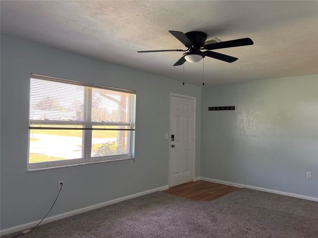 1176 W BUTTONBUSH DR, Beverly Hills, FL 34465