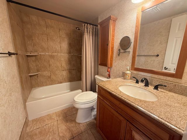 2215 CYPRESS ISLAND Drive 505, Pompano Beach, FL 33069