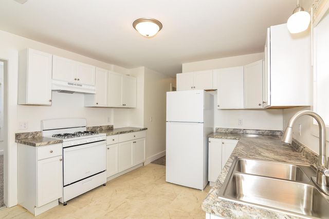 613 17th Avenue NE, Minneapolis, MN 55413