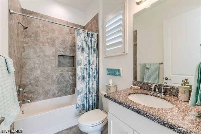 9327 Woodhurst DR, Naples, FL 34120