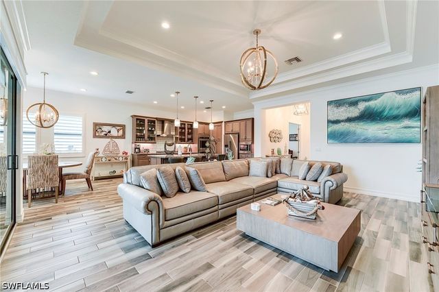 9327 Woodhurst DR, Naples, FL 34120