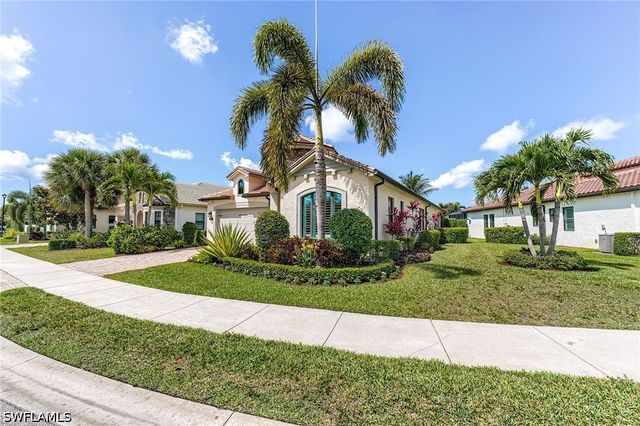 9327 Woodhurst DR, Naples, FL 34120