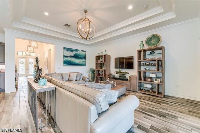 9327 Woodhurst DR, Naples, FL 34120