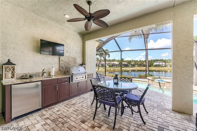 9327 Woodhurst DR, Naples, FL 34120