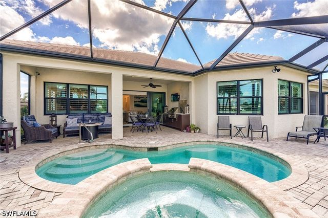 9327 Woodhurst DR, Naples, FL 34120