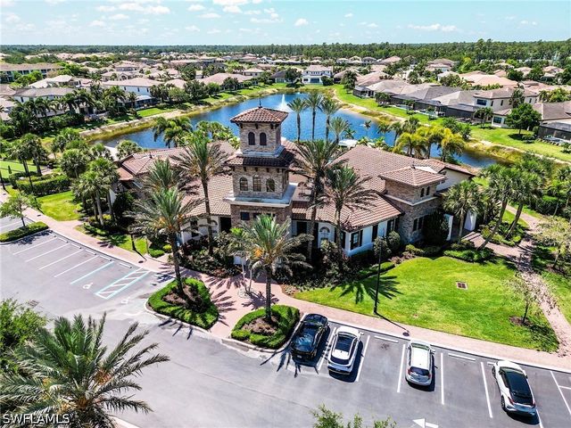 9327 Woodhurst DR, Naples, FL 34120