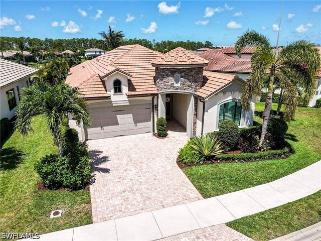 9327 Woodhurst DR, Naples, FL 34120