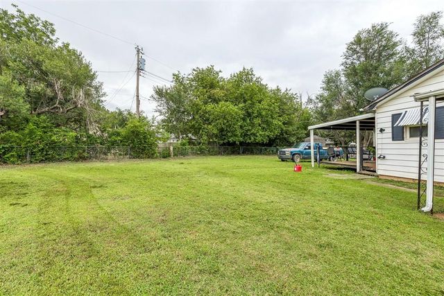 910 Cypress Cove, Oklahoma City, OK 73110