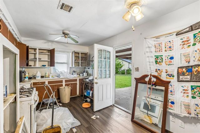 910 Cypress Cove, Oklahoma City, OK 73110
