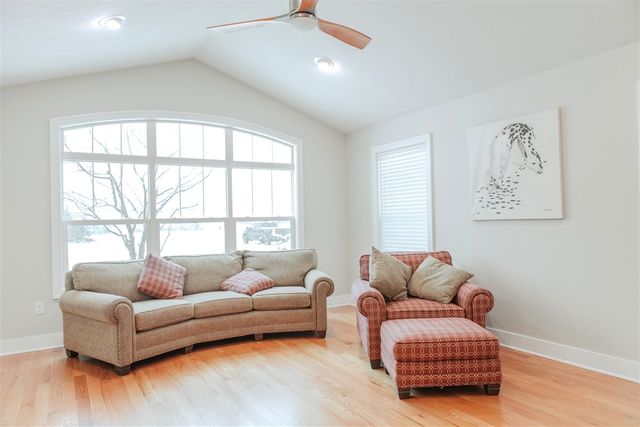 210 Market Place, Benton Harbor, MI 49022