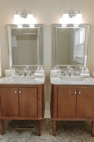 210 Market Place, Benton Harbor, MI 49022