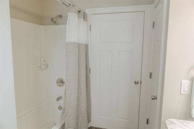 210 Market Place, Benton Harbor, MI 49022