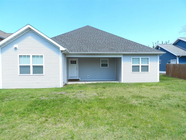 210 Market Place, Benton Harbor, MI 49022