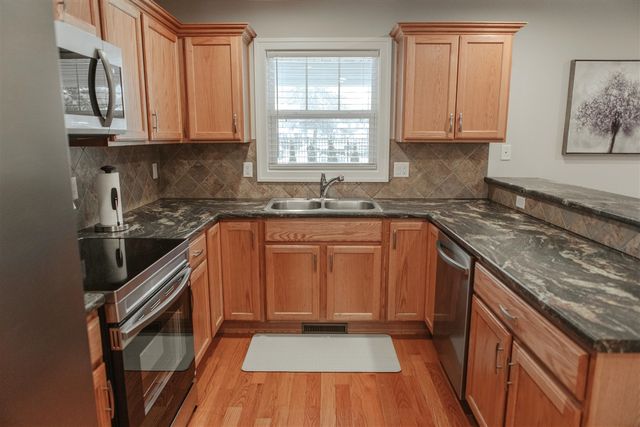 210 Market Place, Benton Harbor, MI 49022