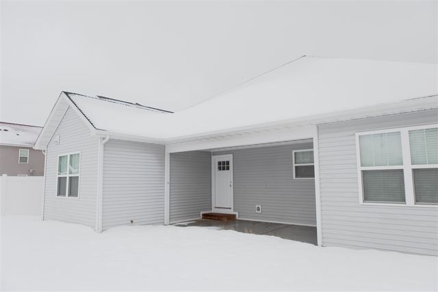 210 Market Place, Benton Harbor, MI 49022