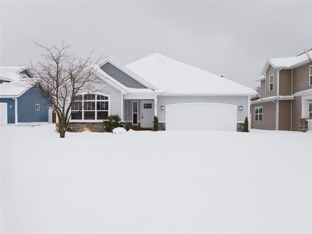 210 Market Place, Benton Harbor, MI 49022
