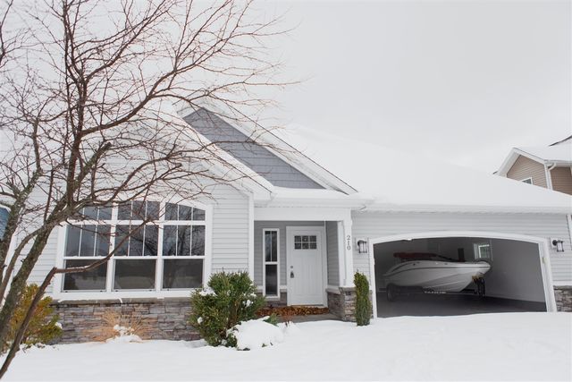 210 Market Place, Benton Harbor, MI 49022