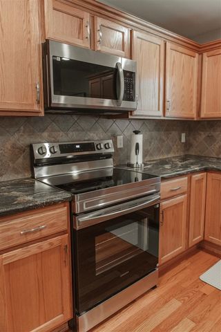 210 Market Place, Benton Harbor, MI 49022