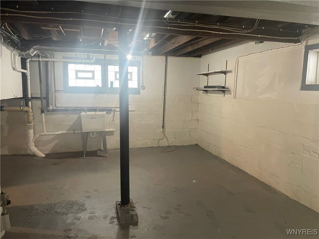 110 Mckinley Parkway, Buffalo, NY 14220