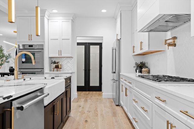 6517 Shelter Cove Drive, Hixson, TN 37343