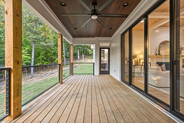 6517 Shelter Cove Drive, Hixson, TN 37343