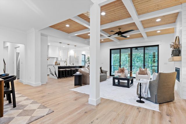 6517 Shelter Cove Drive, Hixson, TN 37343