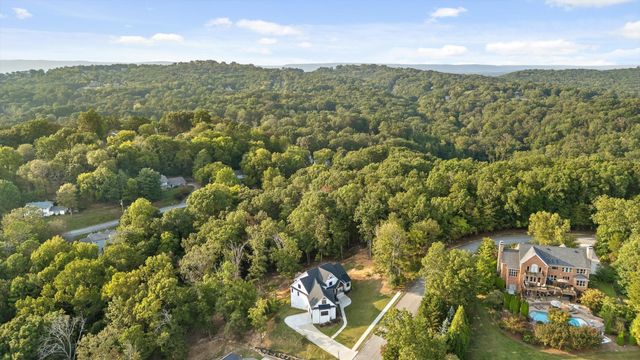 6517 Shelter Cove Drive, Hixson, TN 37343