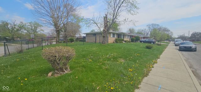 5702 E 40th Street, Indianapolis, IN 46226