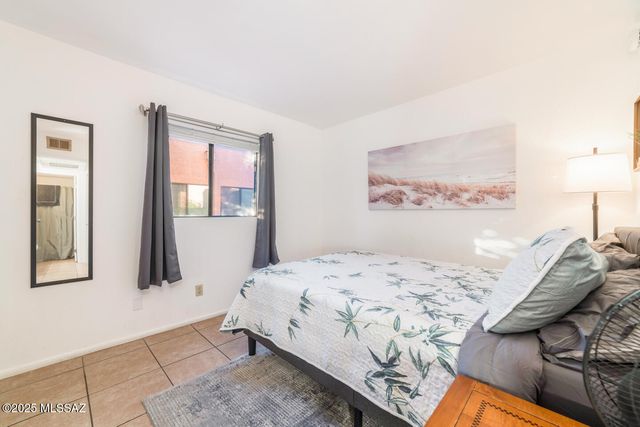 1745 E Glenn St Apt 121, Tucson, AZ 85719