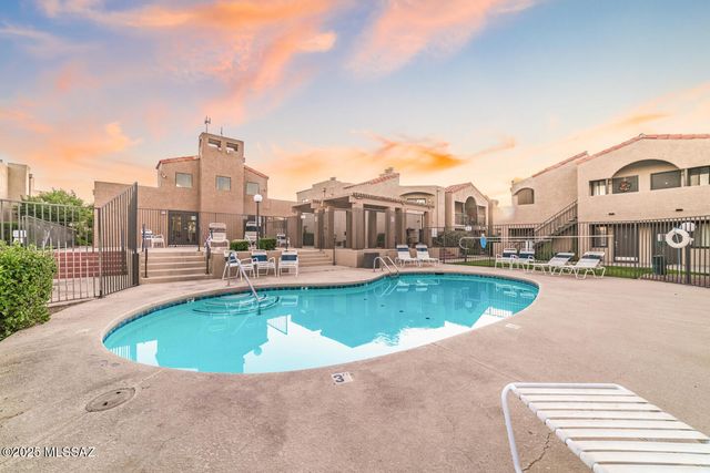 1745 E Glenn St Apt 121, Tucson, AZ 85719