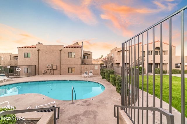 1745 E Glenn St Apt 121, Tucson, AZ 85719
