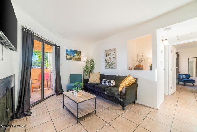 1745 E Glenn St Apt 121, Tucson, AZ 85719