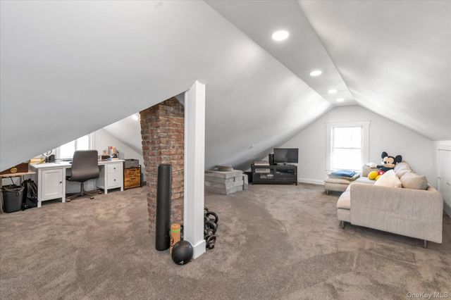 33 Adams Street, East Rockaway, NY 11518