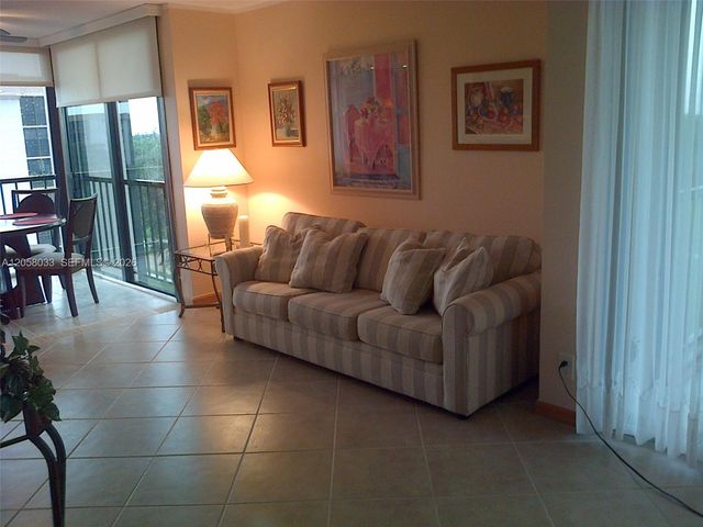 7835 Lakeside Boulevard 971, Boca Raton, FL 33434