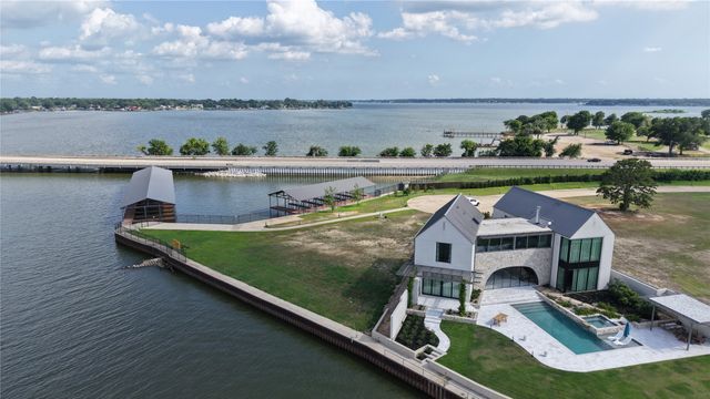 120 Mary Court, Gun Barrel City, TX 75156