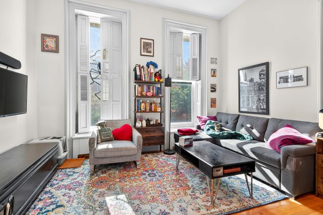 289 Putnam Avenue, New York City, NY 11216