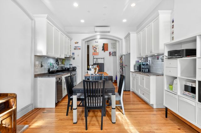 289 Putnam Avenue, New York City, NY 11216